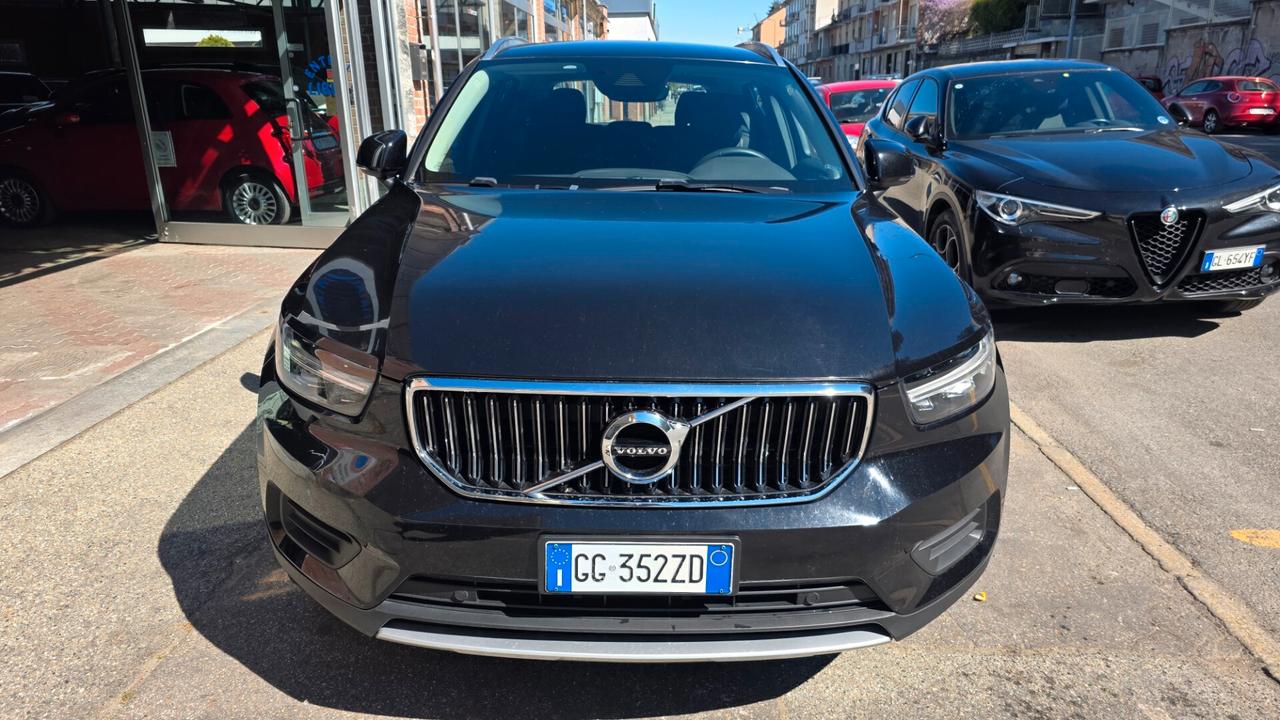 Volvo XC40 T5 Recharge Plug-in Hybrid Inscription Expression