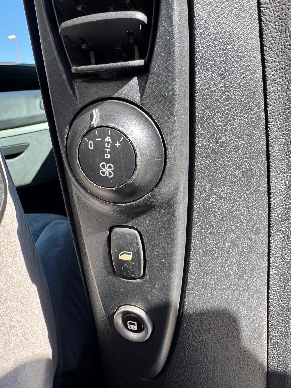 Peugeot 807 2.0 HDi. 5 Posti omologato per 8