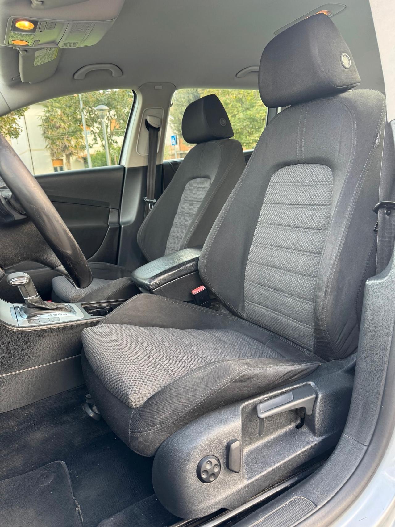 Volkswagen Passat 2.0 TDI Highline DSG Euro5