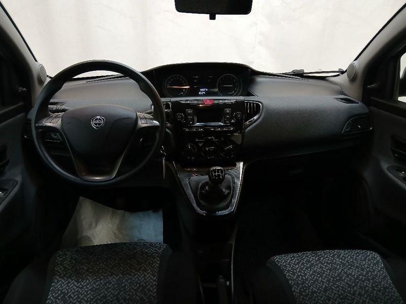 Lancia Ypsilon 1.2 Silver Gpl 69cv