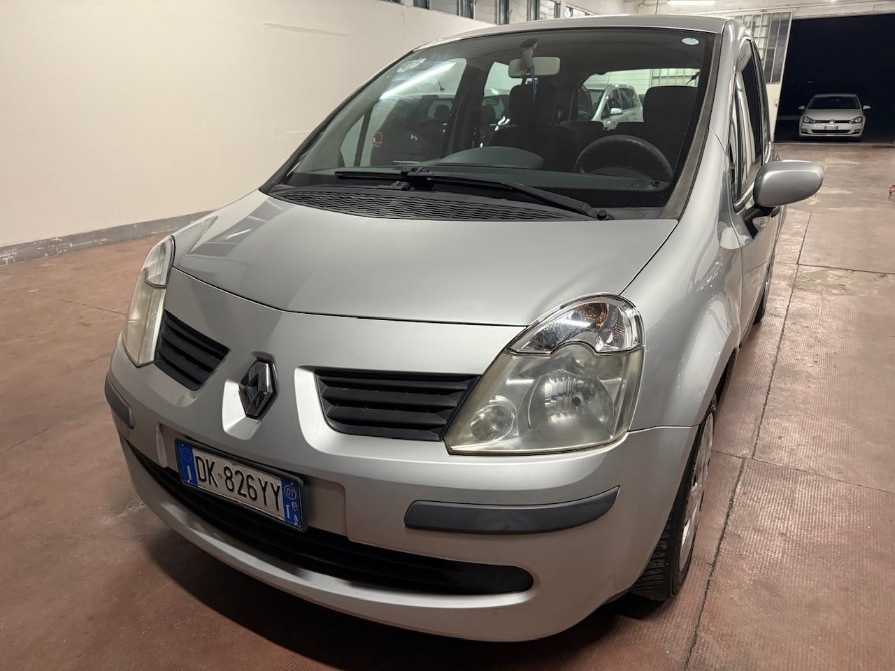 Renault Modus 1.2 16V TCE Grazia