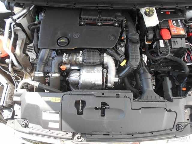 Peugeot 308 HDi 120 EAT6 SW GT Line Finanziato