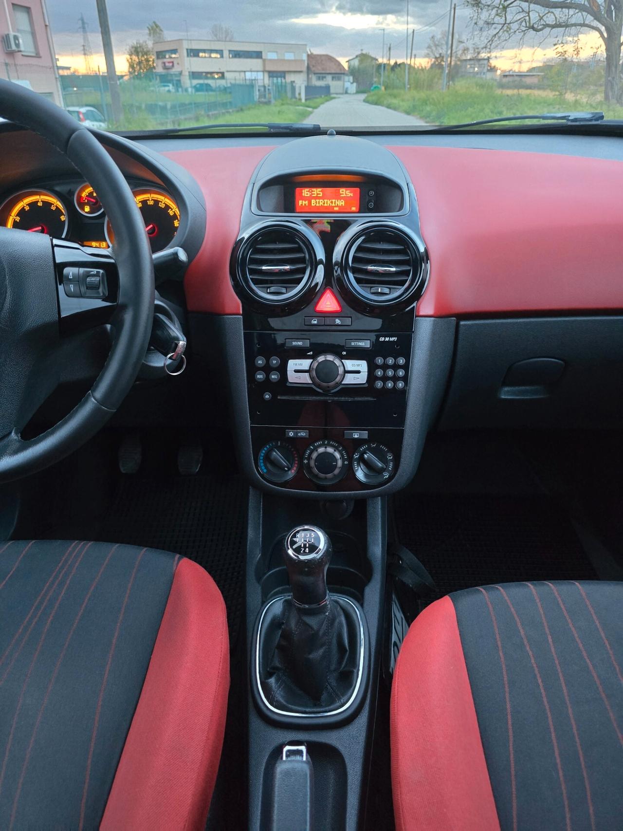 Opel Corsa 1.2 Benzina con GARANZIA-NEOPATENTATI