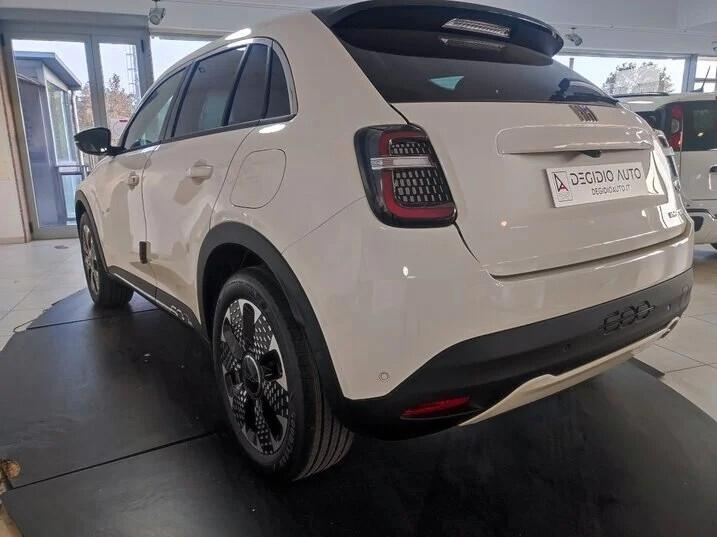 Fiat 600 Hybrid 110 CV DCT MHEV La Prima