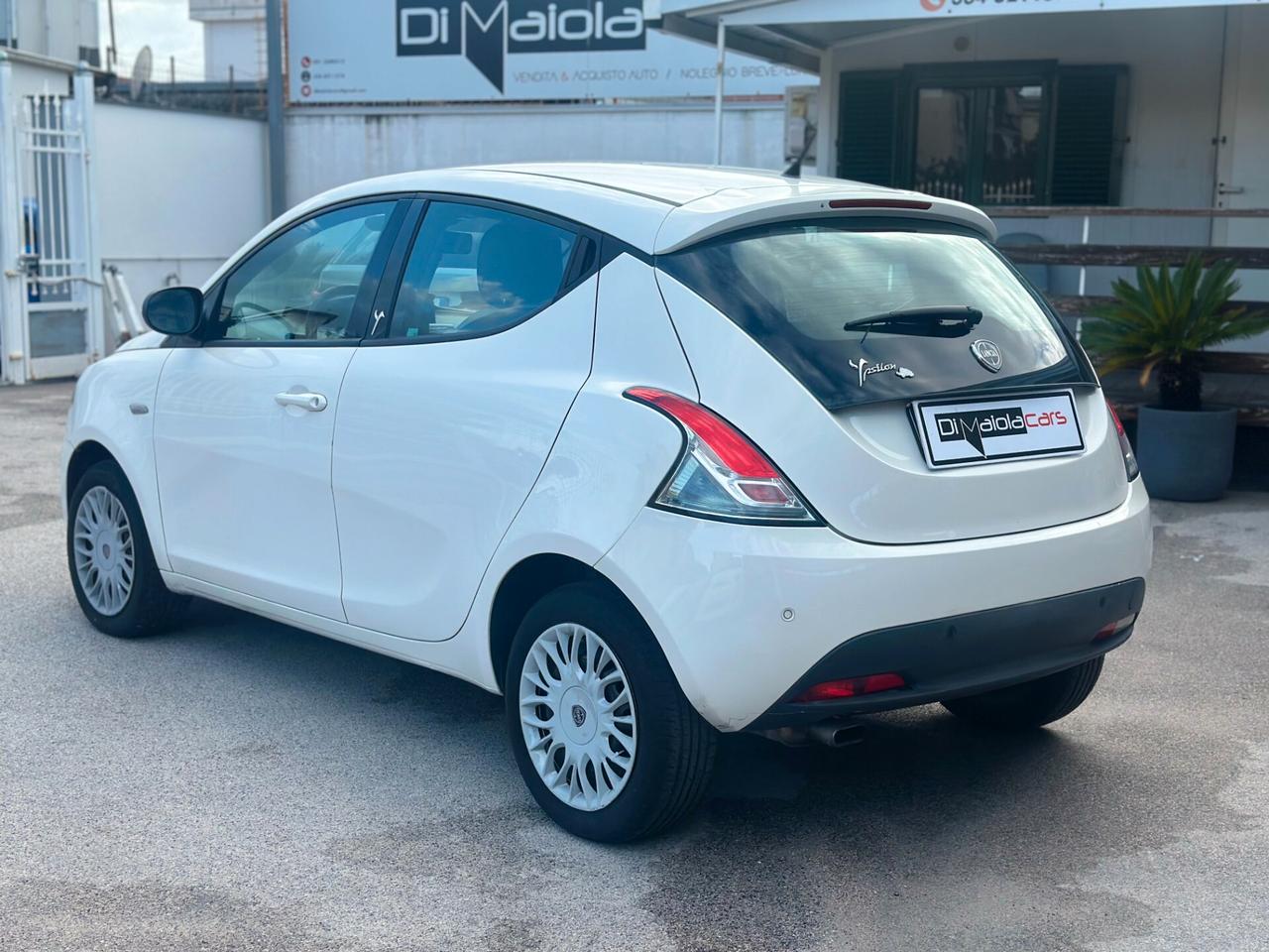 Lancia Ypsilon 1.3 MJT 16V 95 CV 5 porte