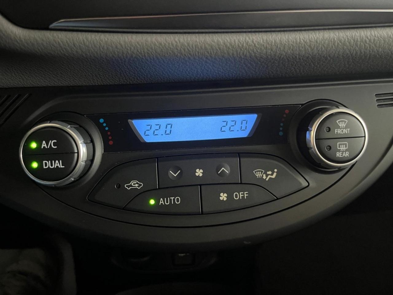 Toyota Yaris 5p 1.5h active