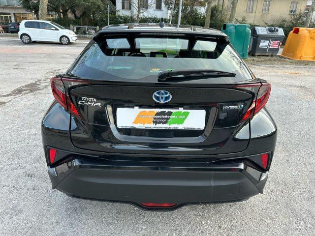 TOYOTA C-HR 1.8 Hybrid E-CVT Business