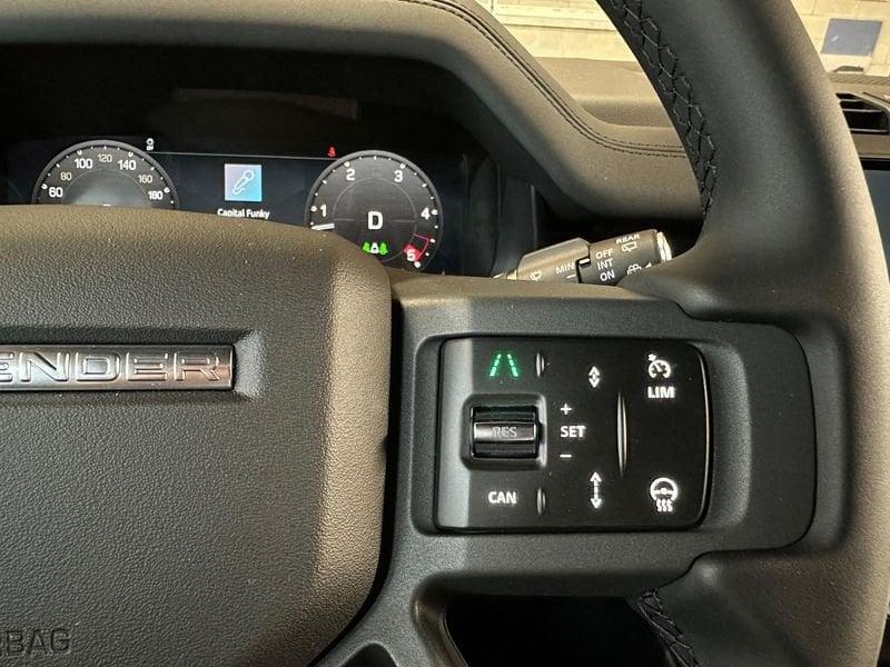 Land Rover Defender 110 3.0D I6 200 CV AWD Auto X-Dynamic SE OPACA