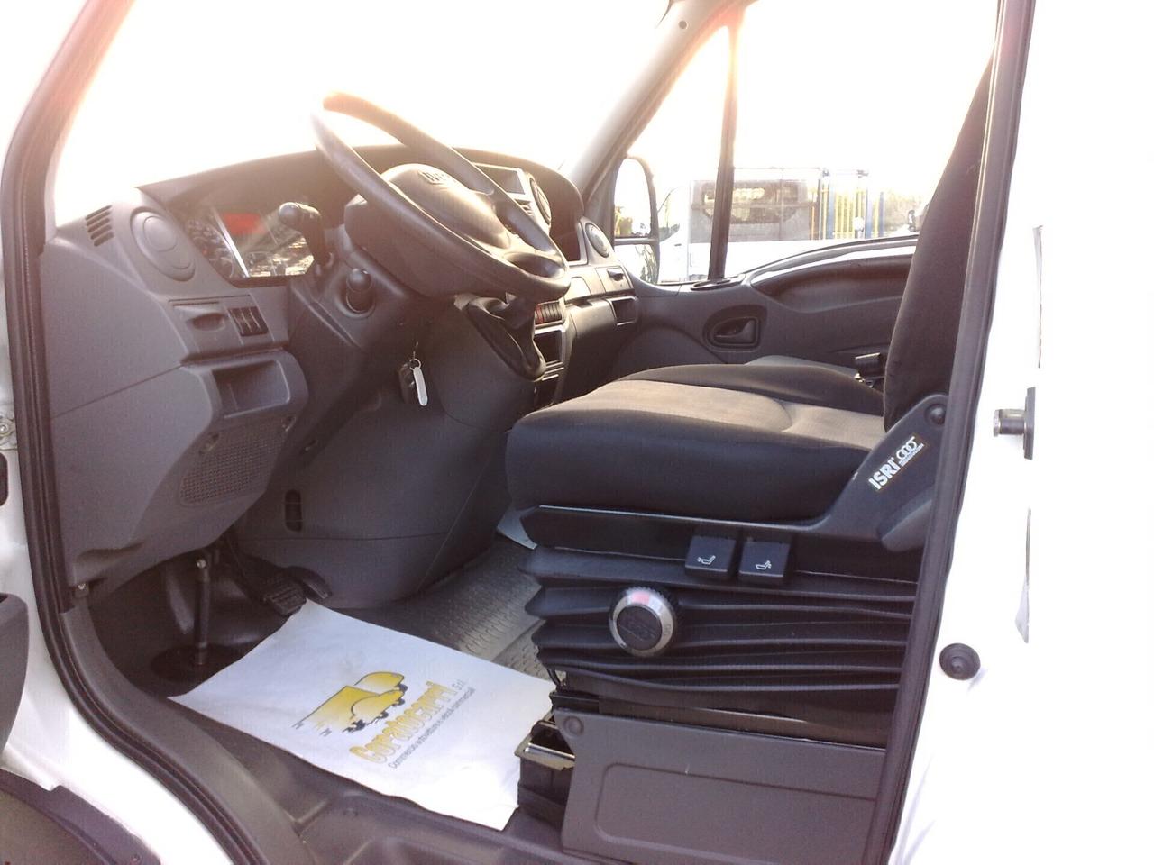 Iveco Daily 35c17 3000cc CENTINATO - 2011