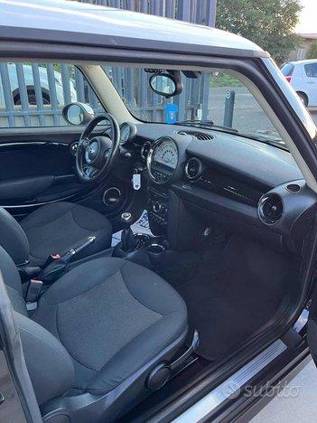 MINI Cooper D 1.6 16V Cooper D