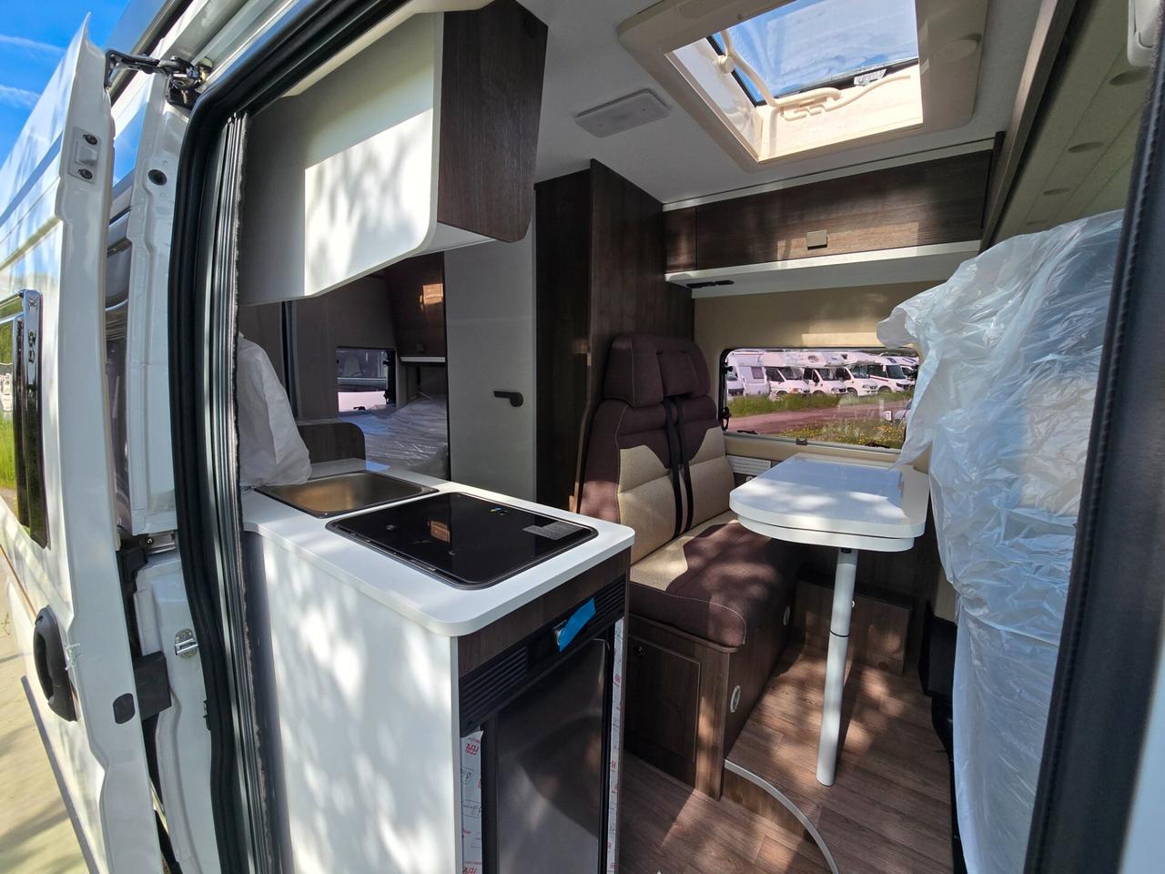 Benimar VAN B100UP