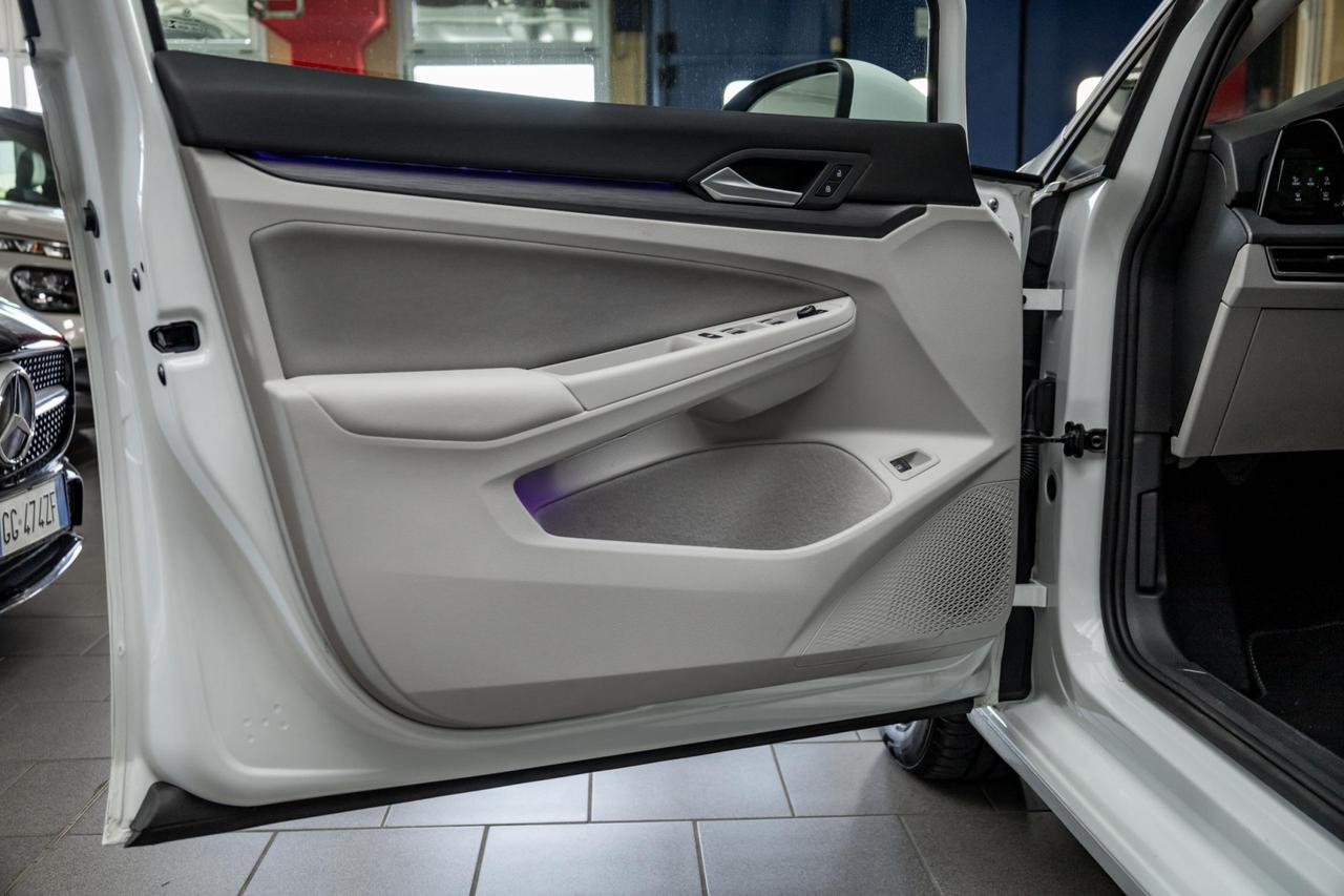 Volkswagen Golf 1.4 tsi ehybrid Style 204cv dsg