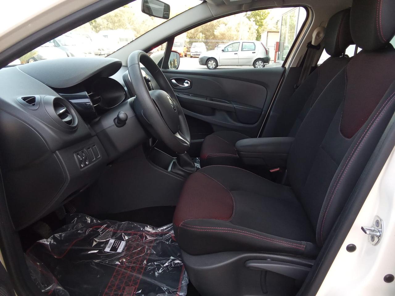 RENAULT CLIO 1,2 BZ 75 CV LIFE MY15 5P
