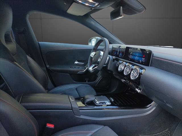 MERCEDES-BENZ CLA 200 d S.W. Automatic Premium