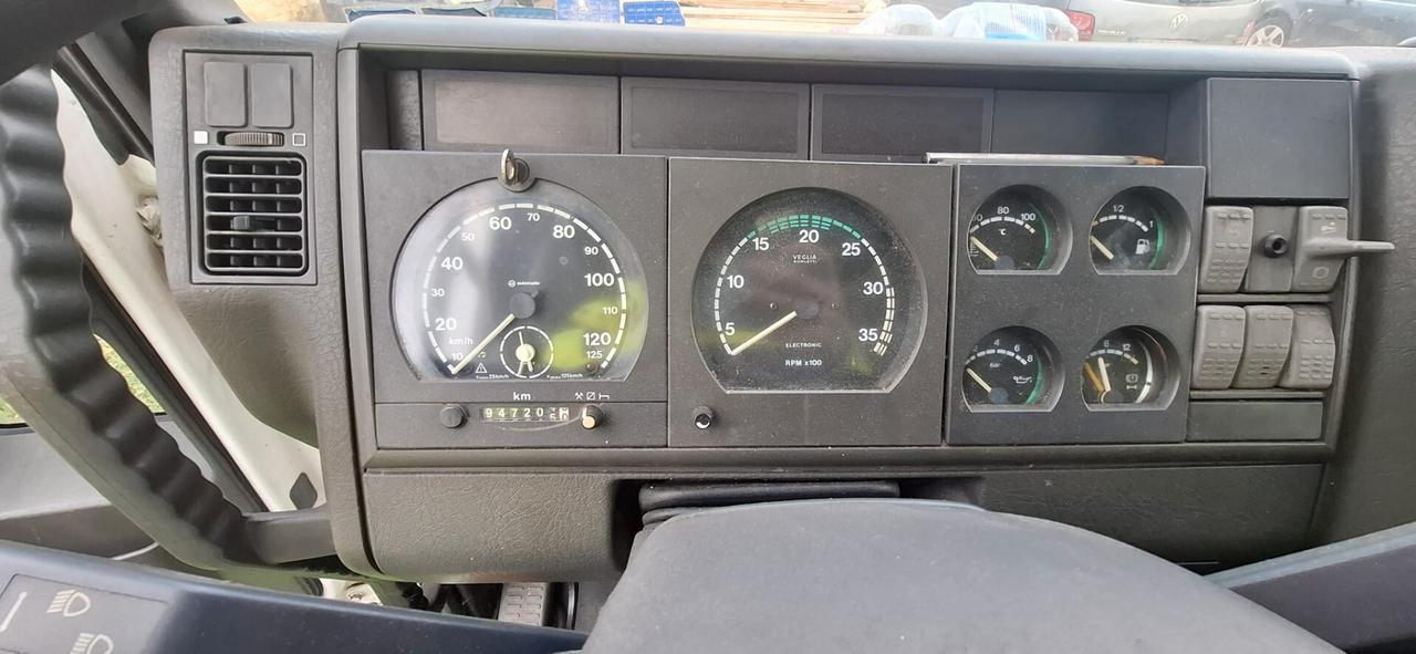 Iveco 100e18n