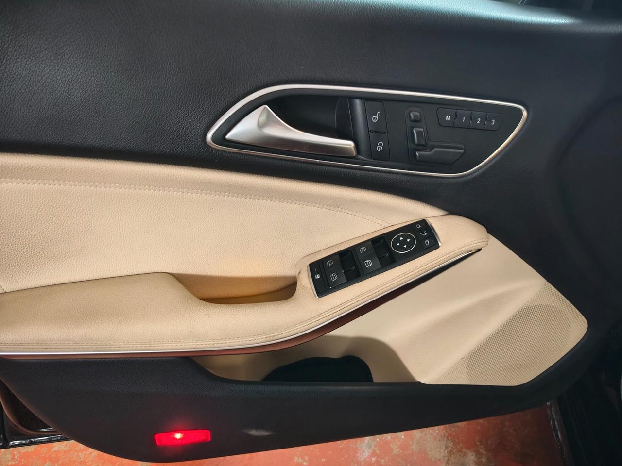 Mercedes-benz CLA 250 PERFETTA FULL OPTIONAL!!!