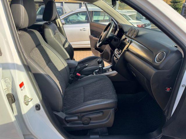 SUZUKI Vitara 1.4 Hybrid Top