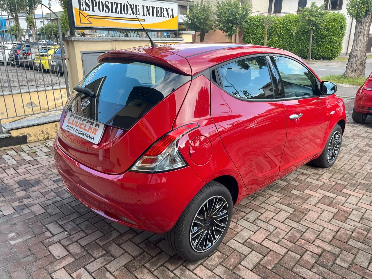 Lancia Ypsilon 1.2 69 CV 5 porte Gold