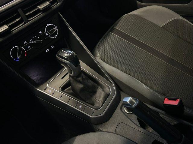 VOLKSWAGEN Polo 1.0 VI