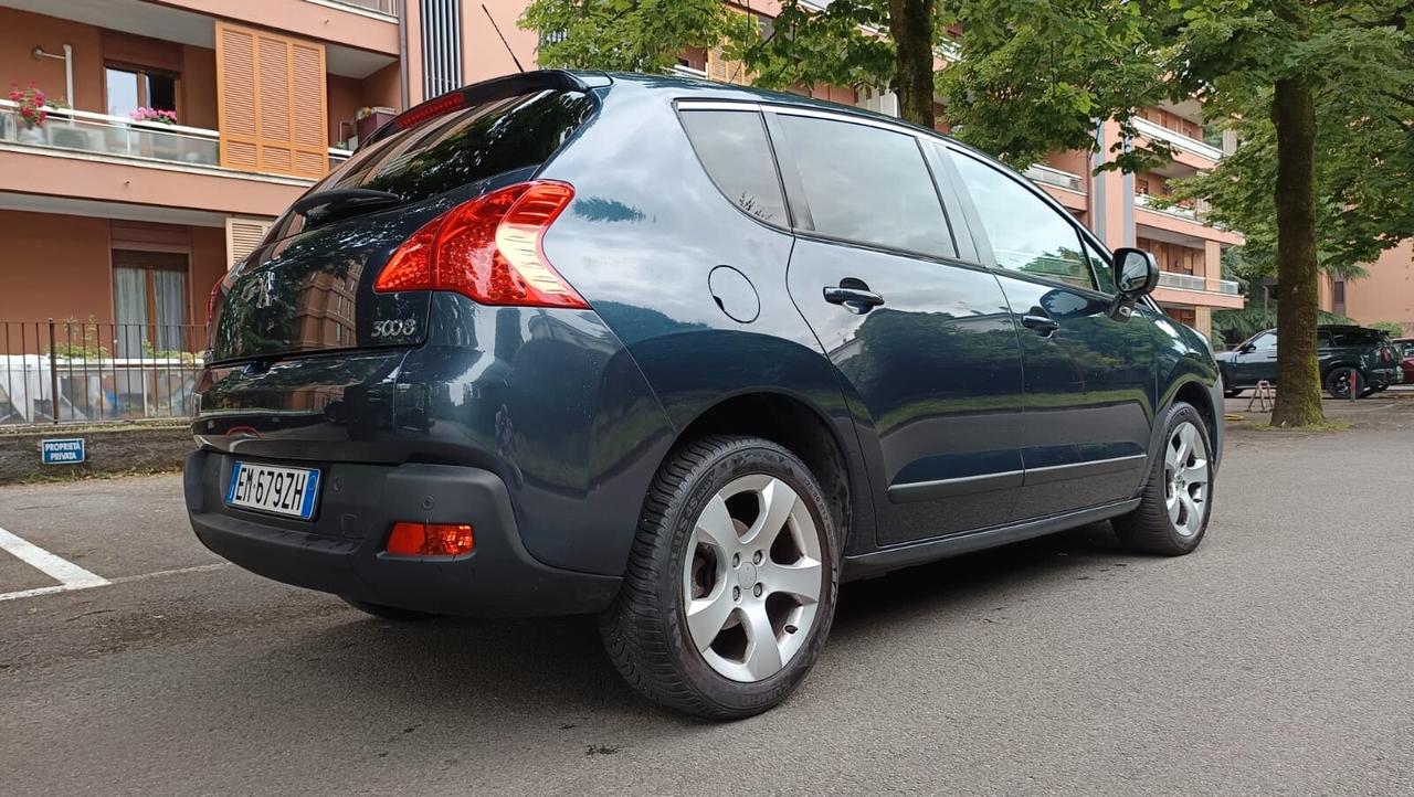 Peugeot 3008 1.6 HDi 115CV Active