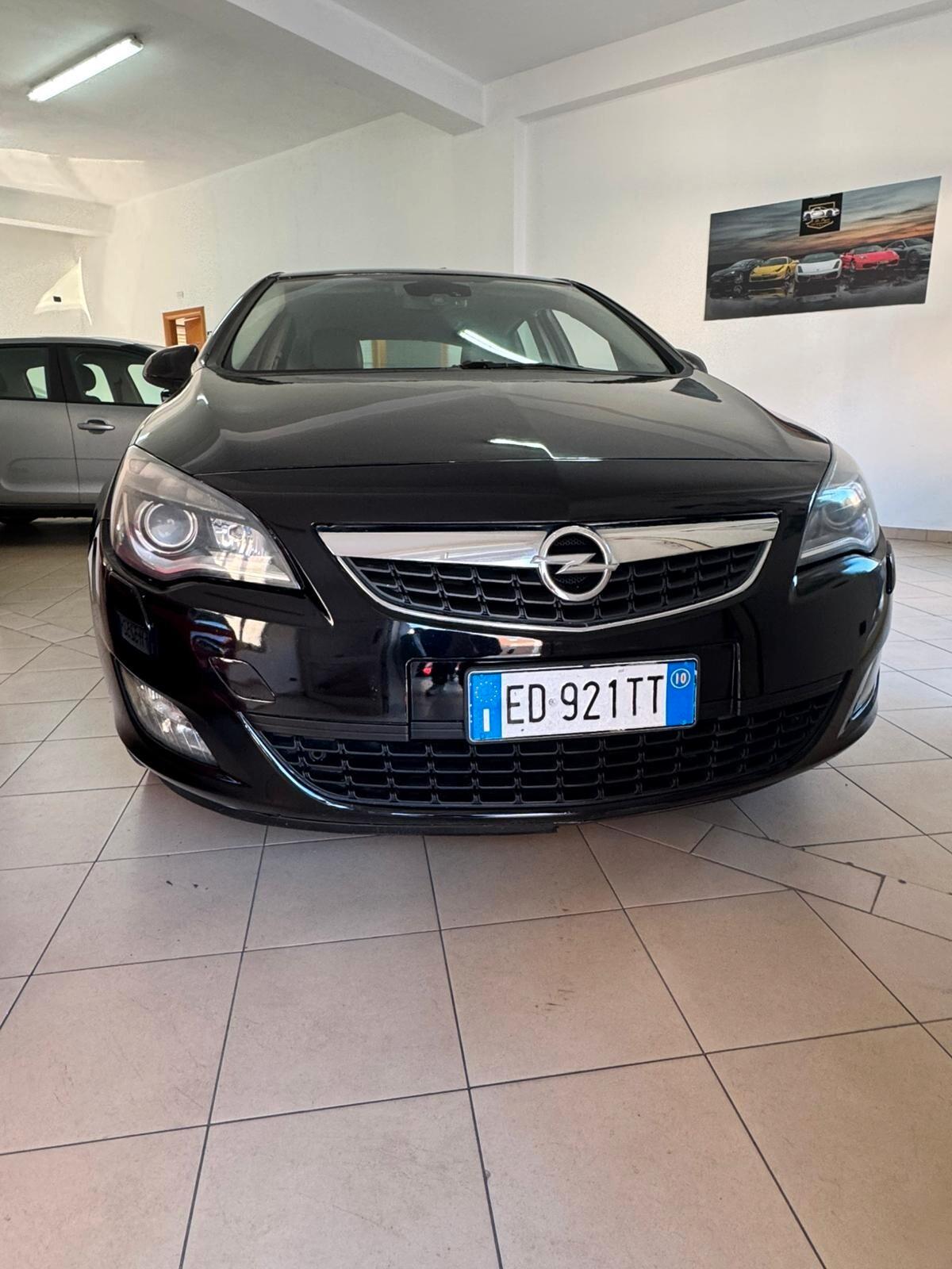Opel Astra 1.7 CDTI 110CV 5 porte Cosmo
