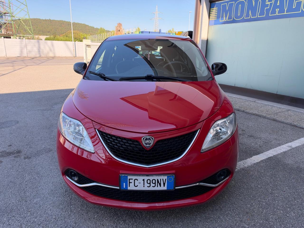 Lancia Ypsilon 1.2 69 CV 5 porte 2016