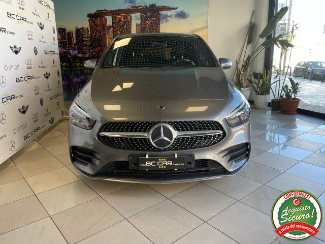 MERCEDES-BENZ B 180 d Auto Premium AMG *PACK LUCI