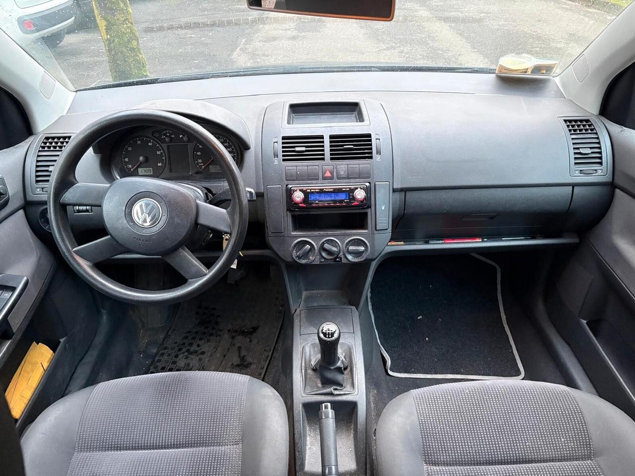 Volkswagen Polo 1.4/75CV 16V 5p. aut. Comfortline