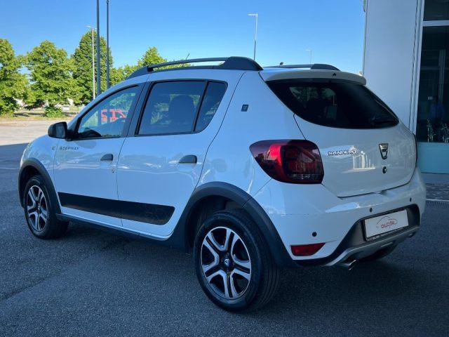 DACIA Sandero Stepway 1.0 TCe 100CV ECO-G 15th Anniversary