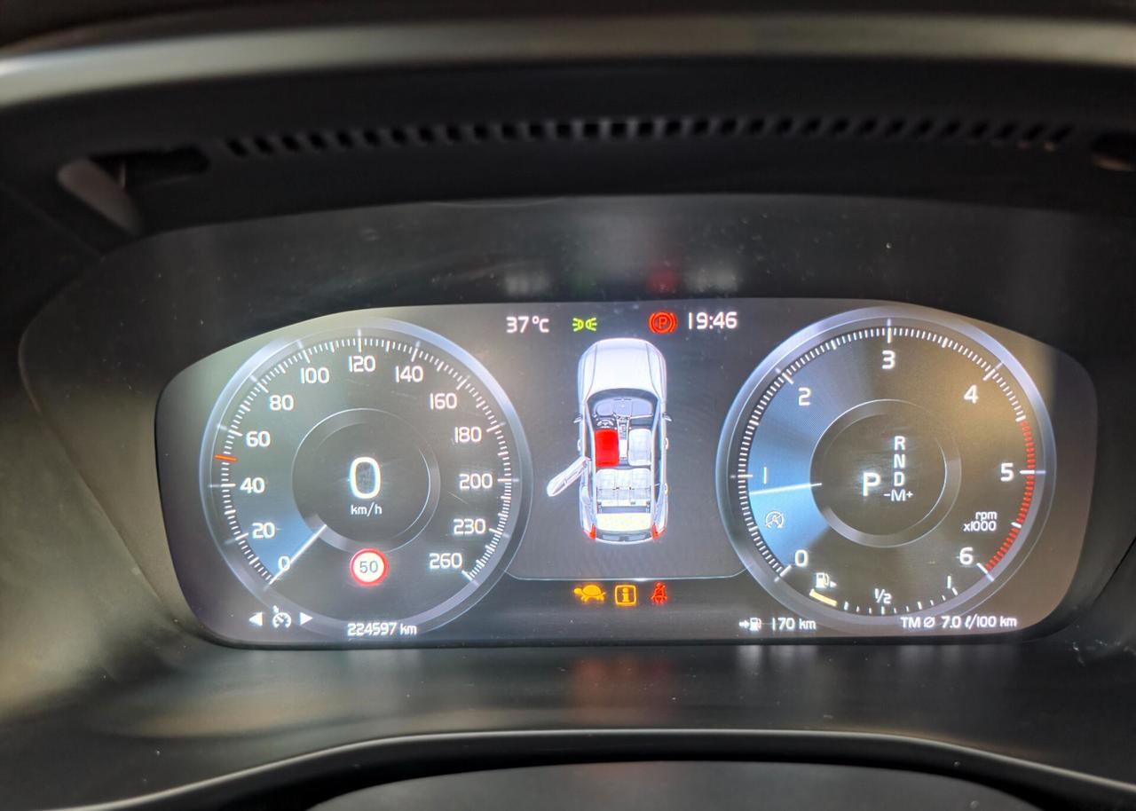 Volvo XC40 D3 Geartronic R-design CV-150 E6 Automatica NEO 2020