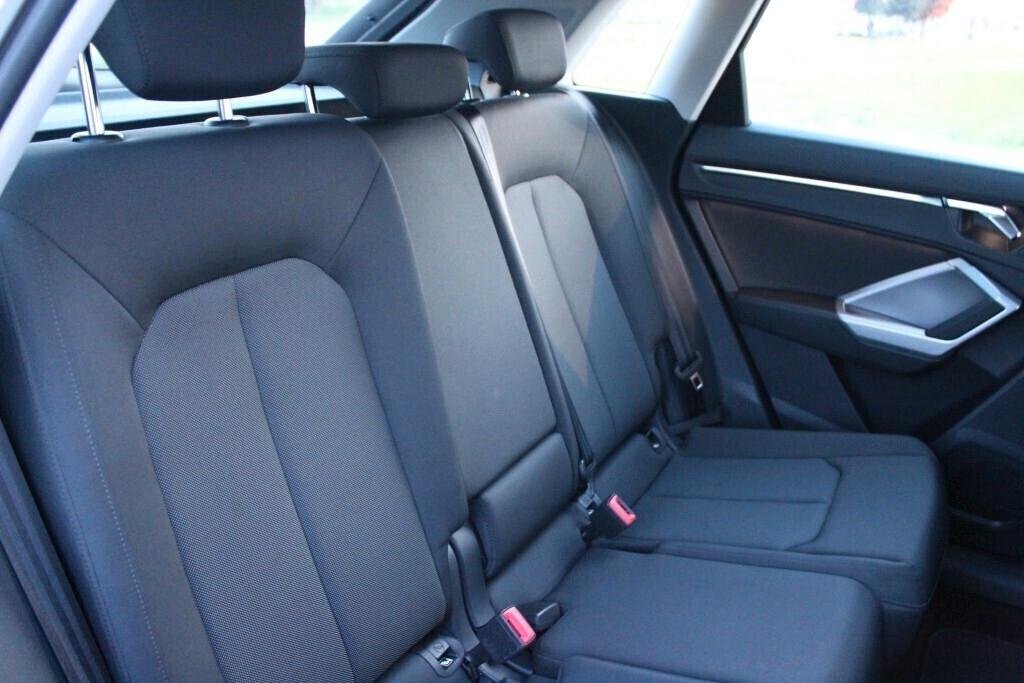 AUDI Q3 2.0 TDI aut. Advanced *Matrix