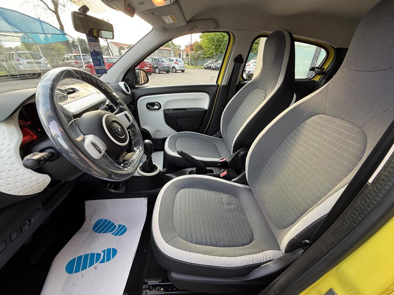 Renault Twingo - Benzina - Neopatentati