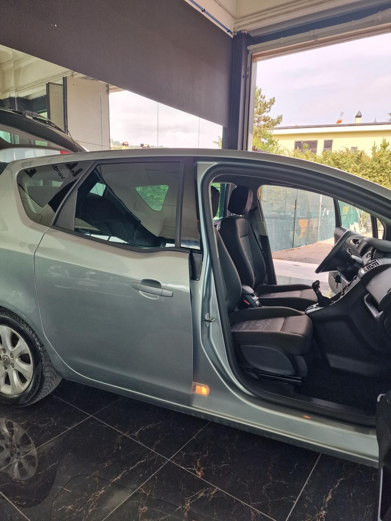 Opel Meriva 1.3 CDTI 95CV ecoFLEX Cosmo