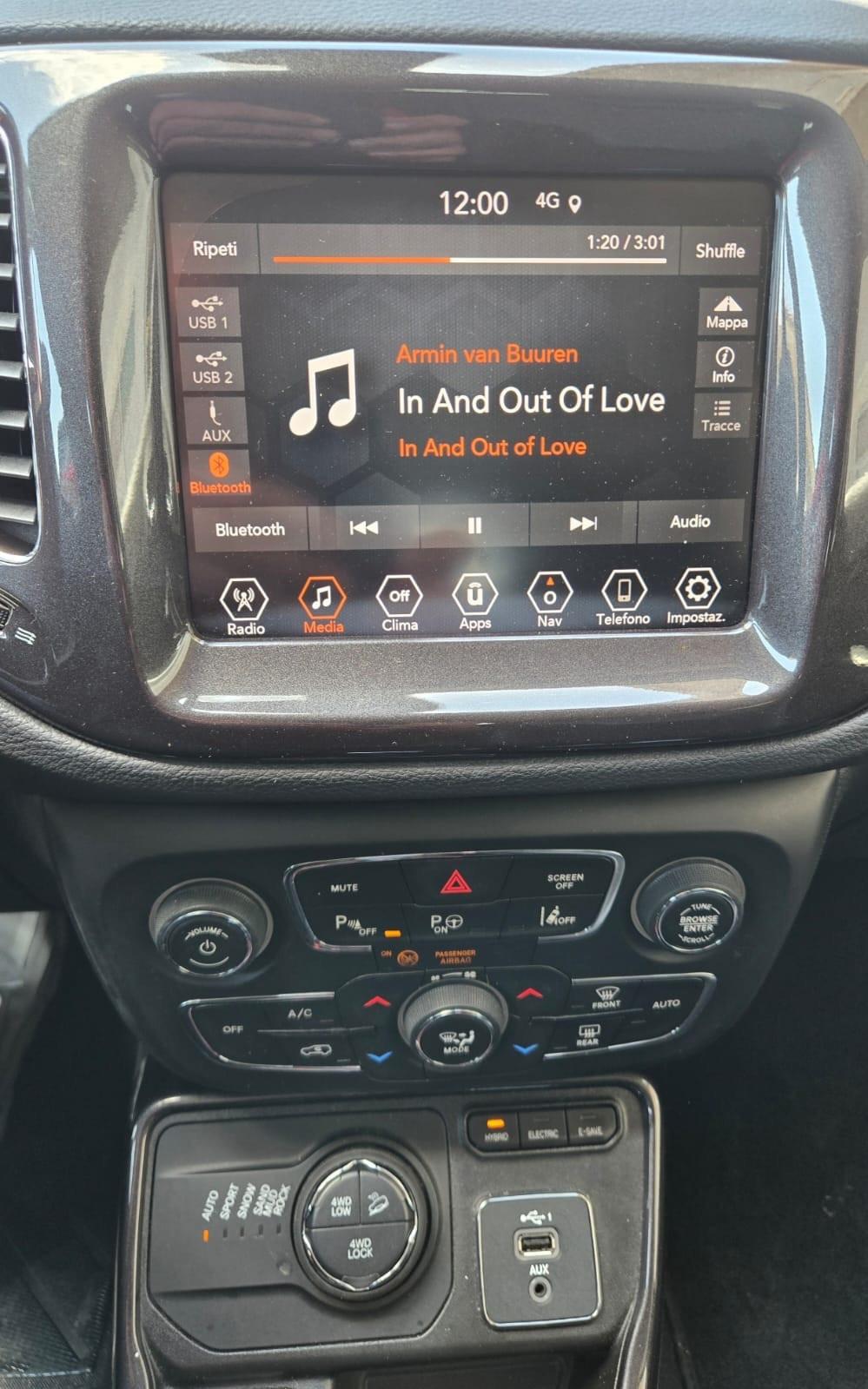 Jeep Compass 1.3 Turbo T4 240 CV PHEV AT6 4xe Trailhawk