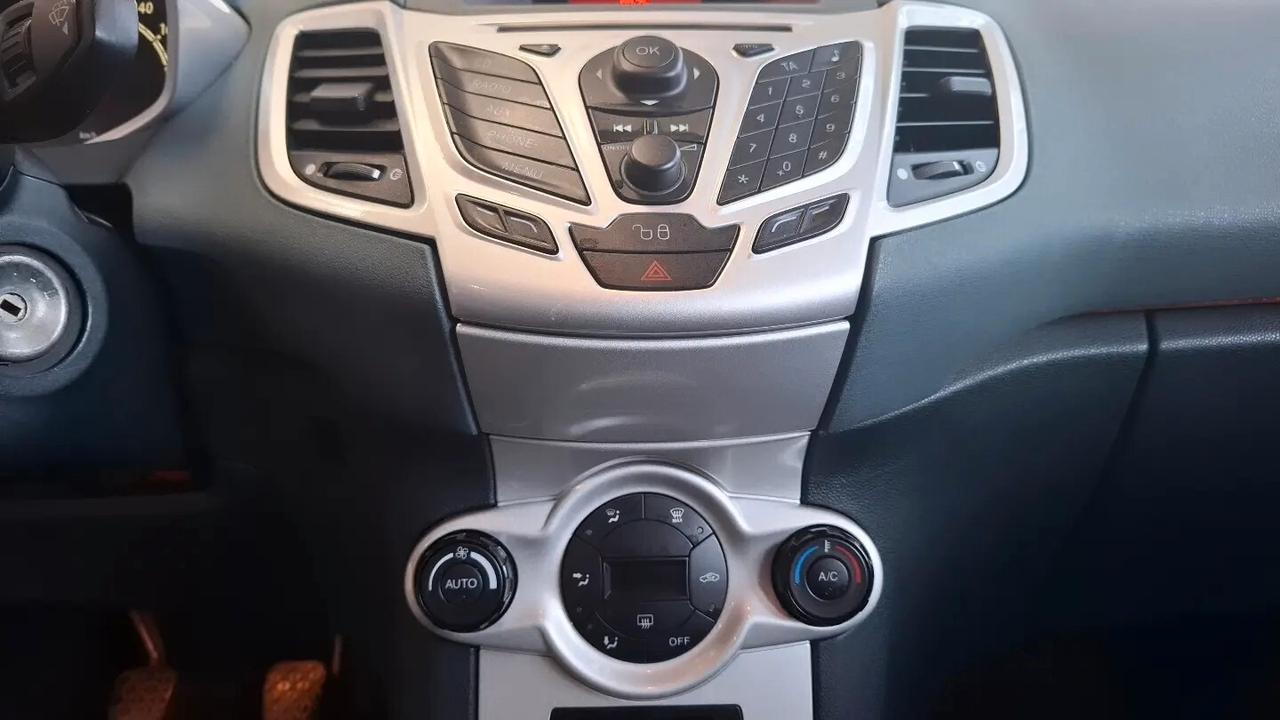 Ford Fiesta 1.2 82CV 3 porte Titanium