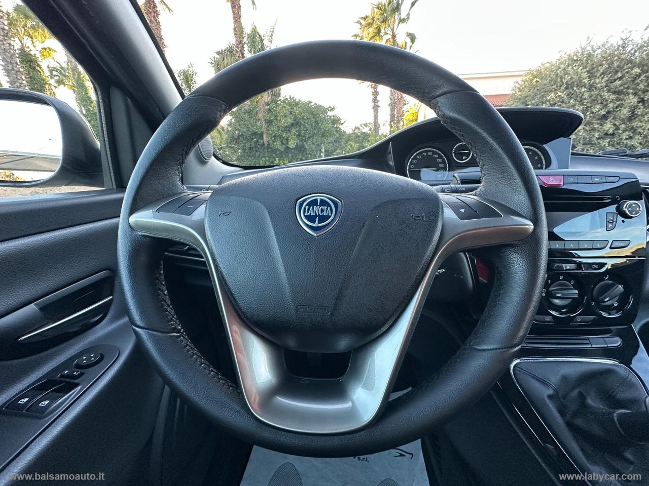 LANCIA Ypsilon 1.2 69 CV 5p. Gold