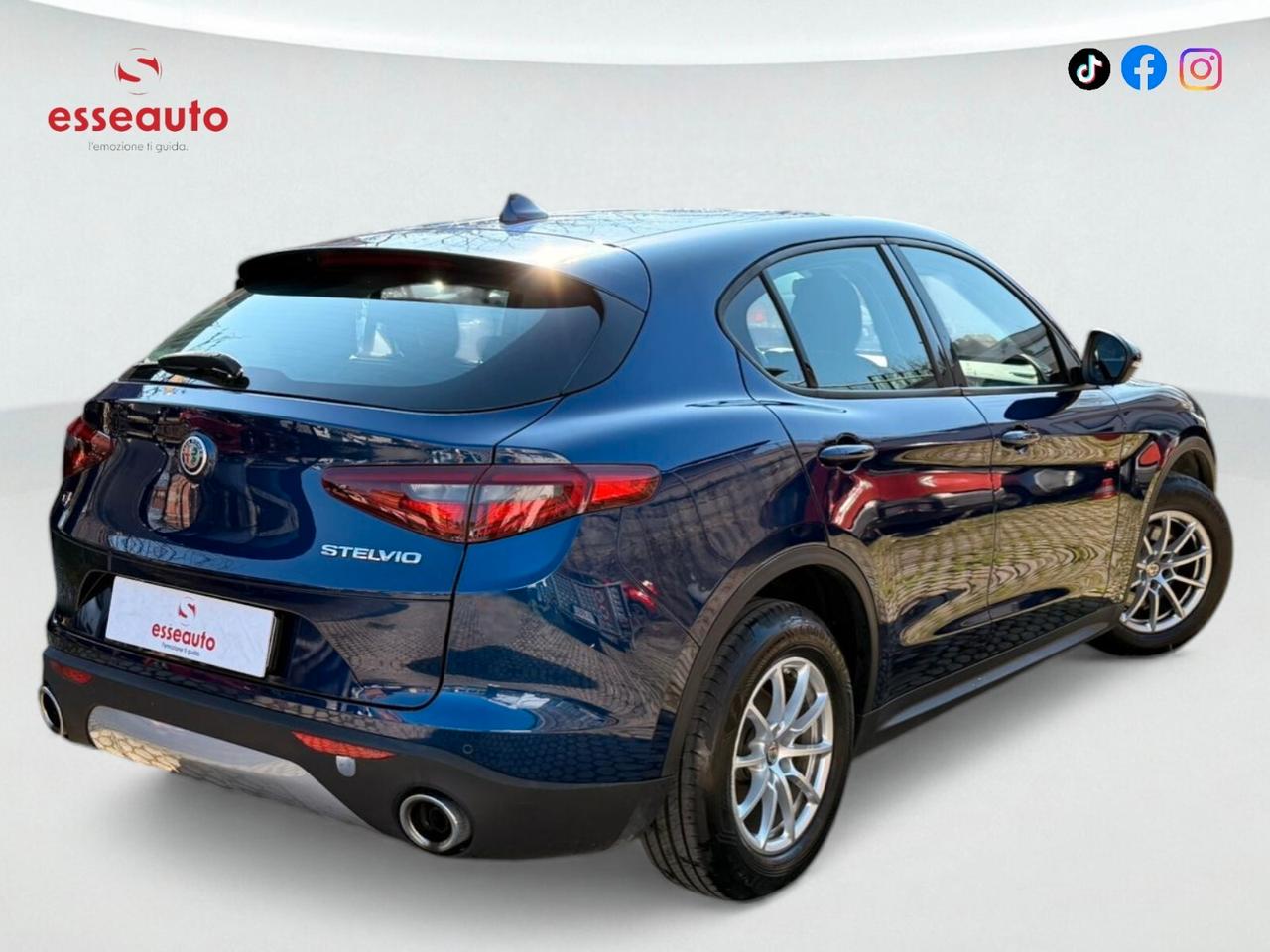 Alfa Romeo Stelvio 2.2 Turbodiesel 190 CV AT8 Q4 Business