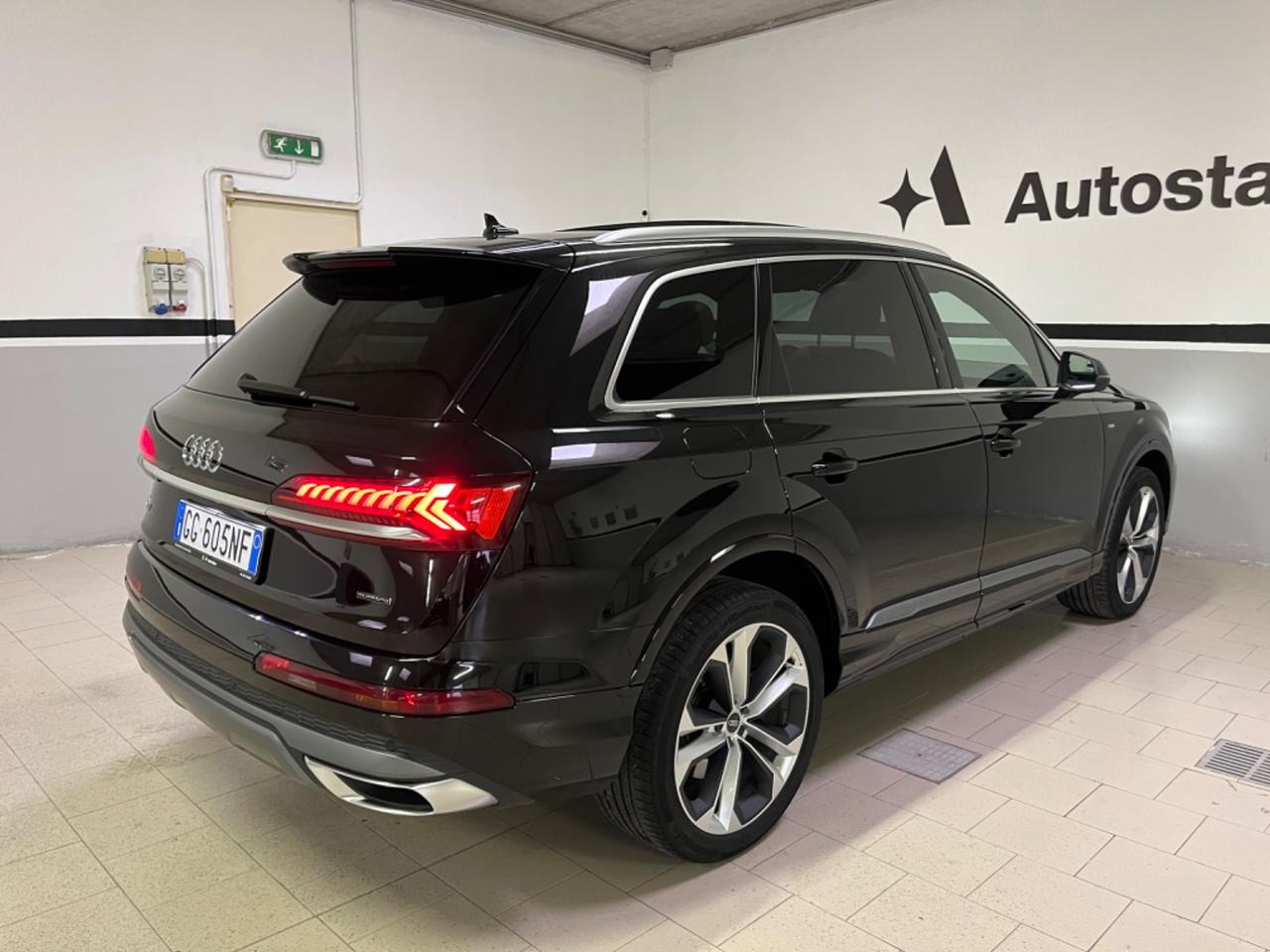 Audi Q7 45 TDI quattro tiptronic S line 7 posti *tetto