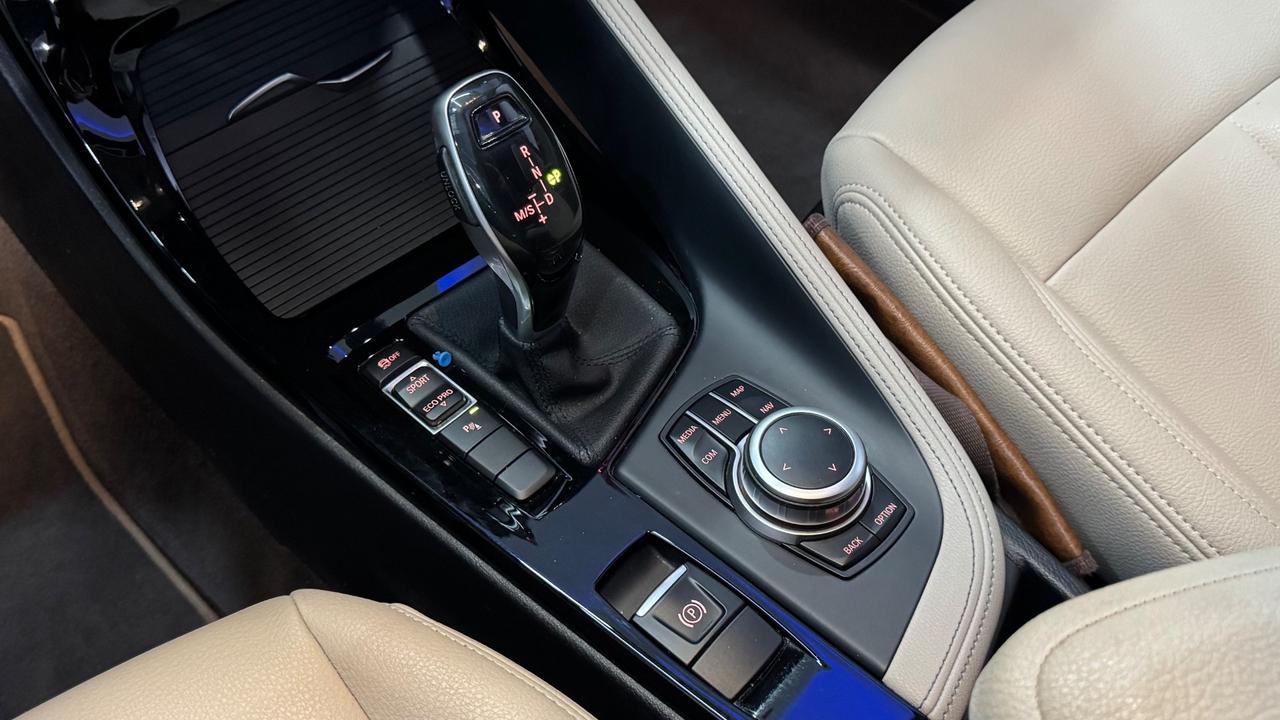 Bmw X1 sDrive20d xLine Tetto apribile-2020