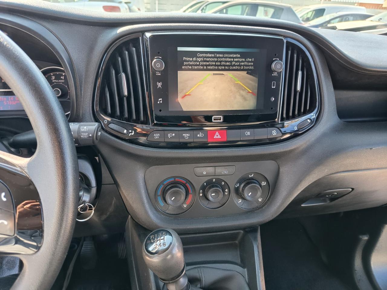 Fiat Doblo 1,6 diesel anno 2022 km 57,000.