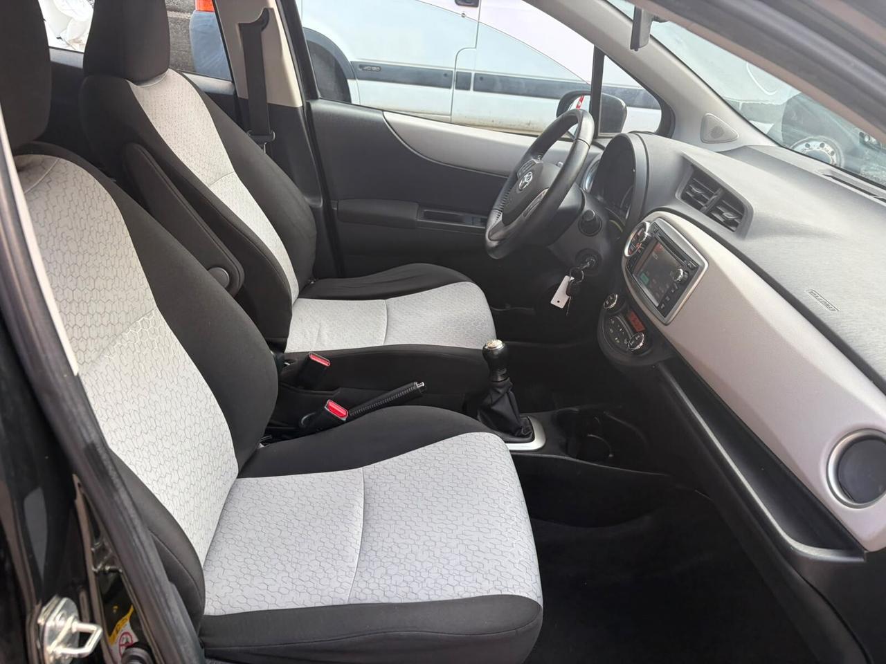 Toyota Yaris 1.0 5 porte Active