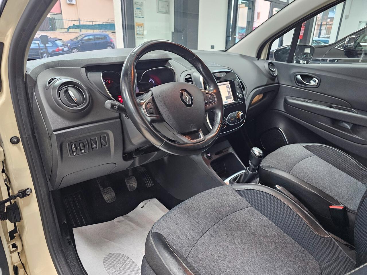 Renault Captur dCi 8V 110 CV Start&Stop Energy Bose