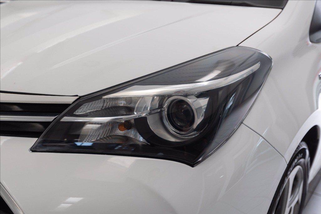 TOYOTA Yaris 5p 1.5h Active my16 del 2016