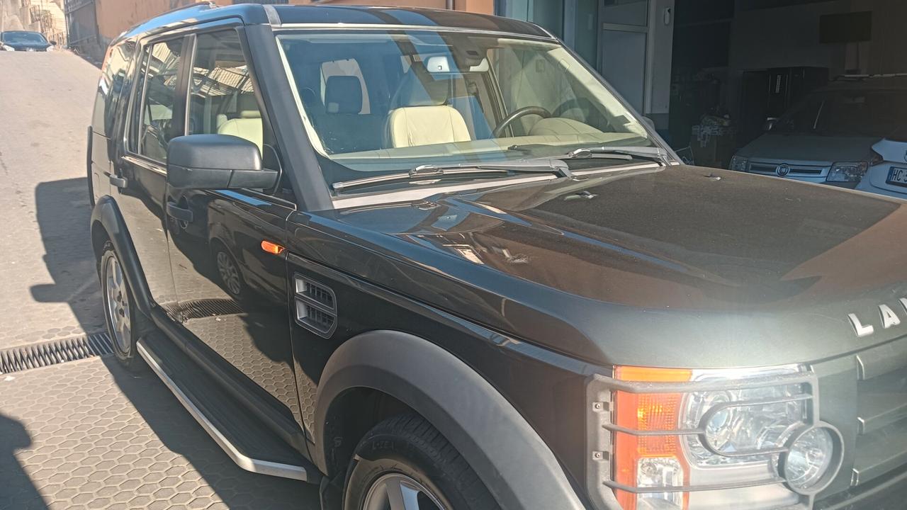 Land Rover Discovery 3 2.7 TDV6 HSE