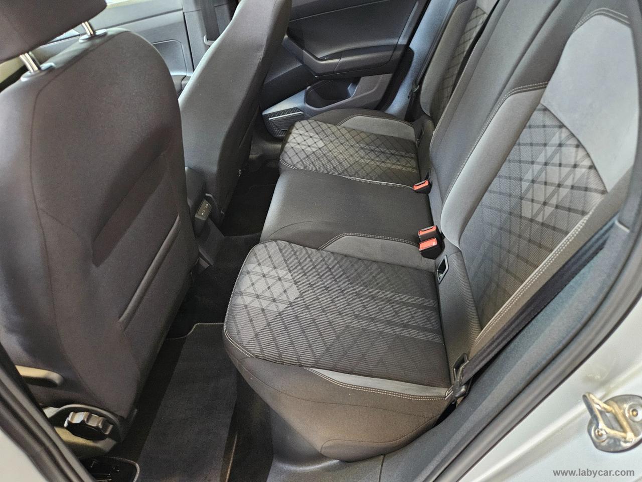 VOLKSWAGEN Taigo 1.0 TSI 110 CV DSG R-Line