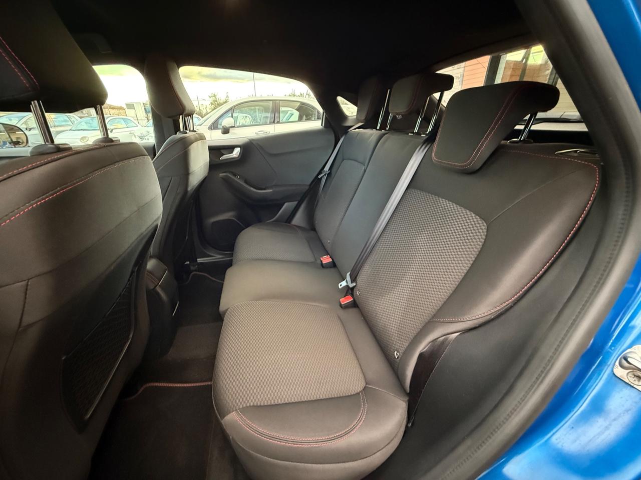 Ford Puma 1.0 EcoBoost Hybrid 125 CV S&S ST-Line