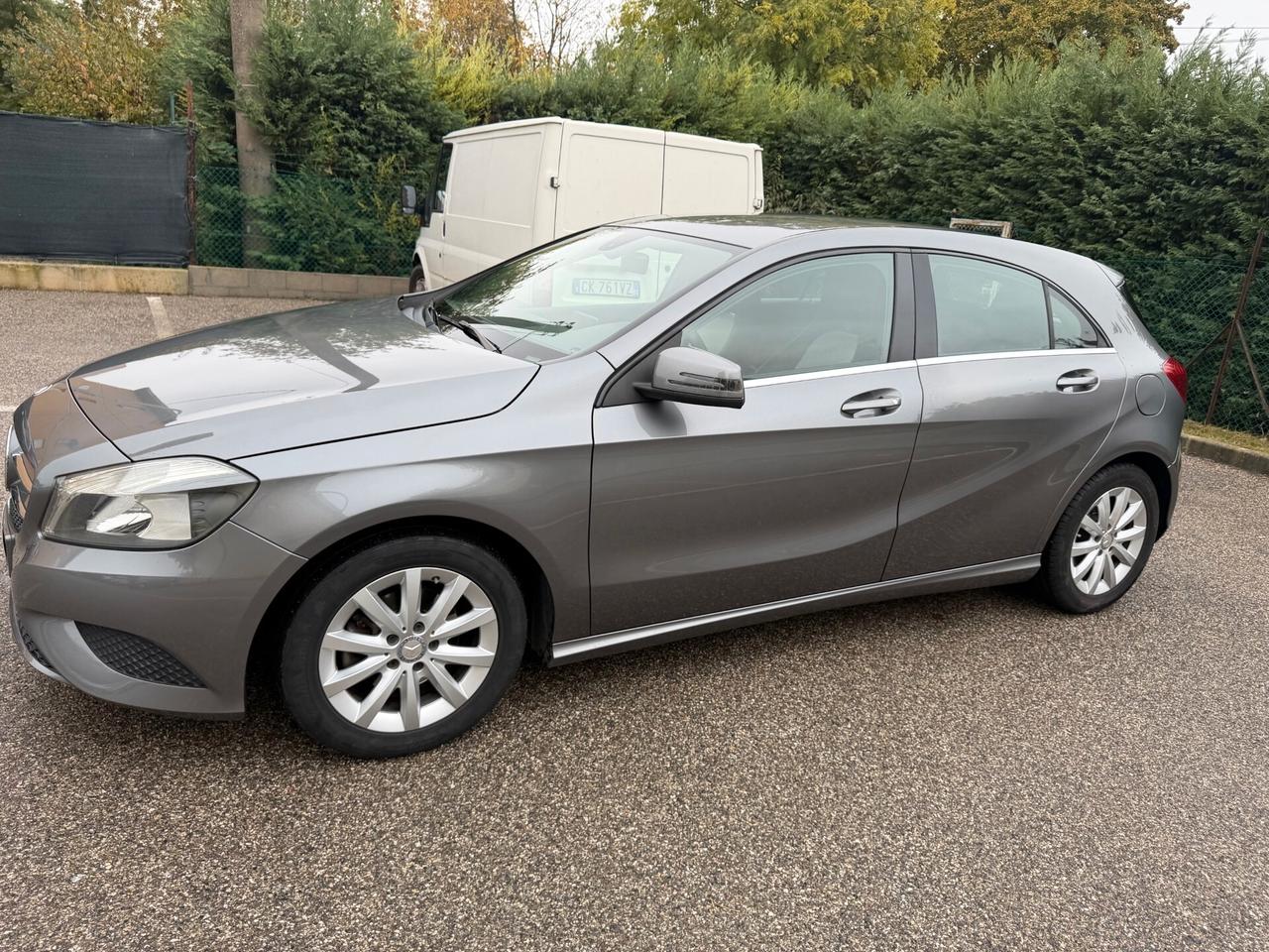 Mercedes-Benz A 180 cdi - NEOP. - 12 MESI DI GARANZIA -