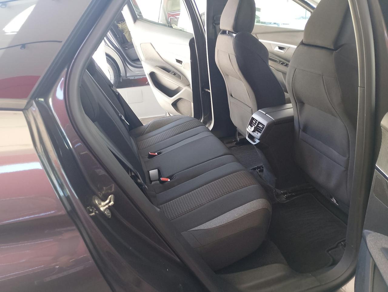 Peugeot 3008 BlueHDi 130 S&S Active Business