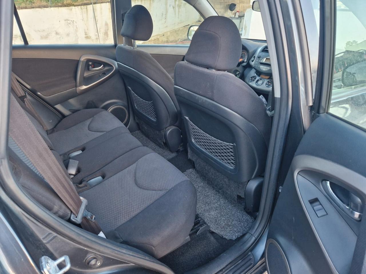 Toyota RAV 4 RAV4 2.2 D-4D 136 CV