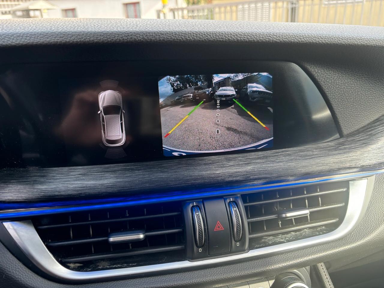 Alfa Romeo Stelvio 2.2 Turbodiesel 160 CV AT8 RWD SPORT TECH